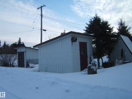 4910 53 Avenue, Willingdon, AB - Outdoor