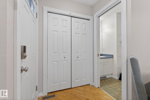 14816 47 Street, Edmonton, AB - Indoor