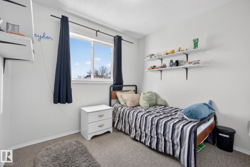 14816 47 Street, Edmonton, AB - Indoor Photo Showing Bedroom