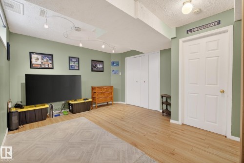 14816 47 Street, Edmonton, AB - Indoor