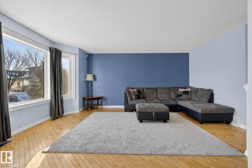 14816 47 Street, Edmonton, AB - Indoor Photo Showing Other Room