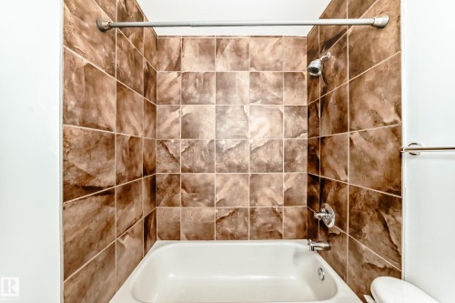 103 7907 109 Street, Edmonton, AB - Indoor Photo Showing Bathroom