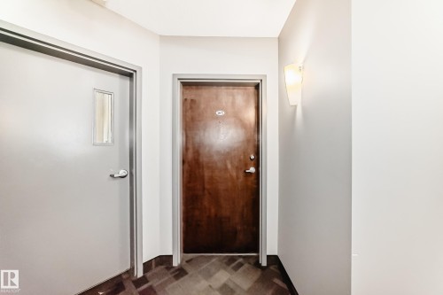 103 7907 109 Street, Edmonton, AB - Indoor Photo Showing Other Room