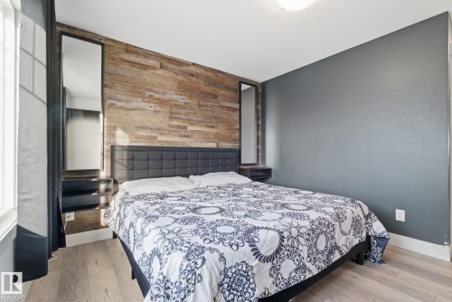 34 1391 Starling Drive, Edmonton, AB - Indoor Photo Showing Bedroom