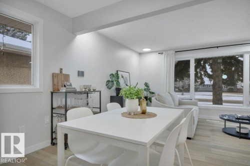 10239 50 Street, Edmonton, AB - Indoor Photo Showing Dining Room
