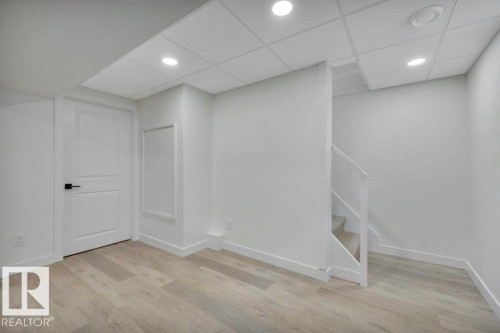 10239 50 Street, Edmonton, AB - Indoor Photo Showing Other Room