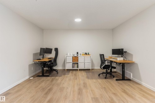 15832 22 Avenue, Edmonton, AB - Indoor Photo Showing Office