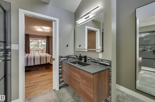 17623 53 Avenue, Edmonton, AB - Indoor Photo Showing Other Room