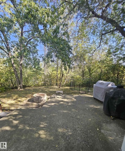 104 Quesnell Crescent, Edmonton, AB - Outdoor