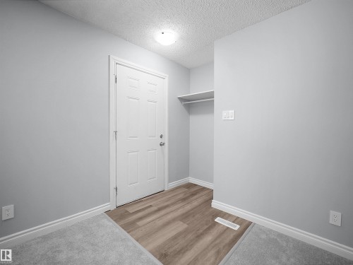 1460 Lakewood Road W, Edmonton, AB - Indoor Photo Showing Other Room