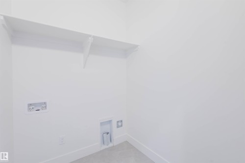 234 Edgemont Green Green, Edmonton, AB - Indoor Photo Showing Other Room