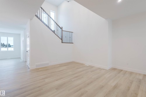 234 Edgemont Green Green, Edmonton, AB - Indoor Photo Showing Other Room