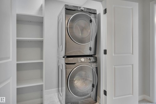 1558 Plum Circle Sw, Edmonton, AB - Indoor Photo Showing Laundry Room