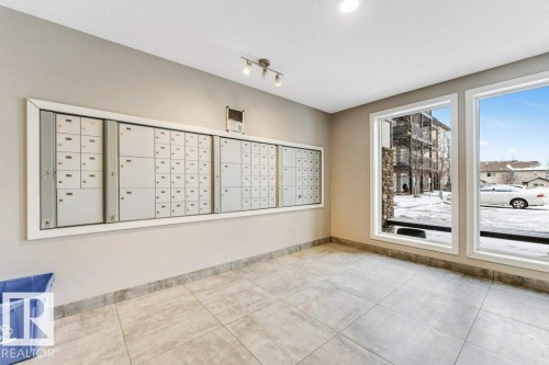 116 5404 7 Avenue Sw, Edmonton, AB - Indoor Photo Showing Other Room