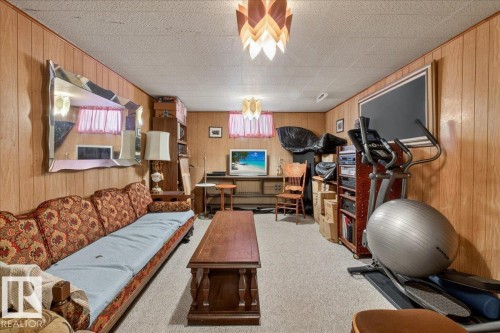 11630 71 Street, Edmonton, AB - Indoor