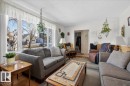 11630 71 Street, Edmonton, AB  - Indoor Photo Showing Living Room 