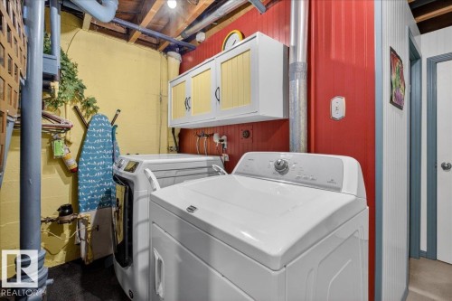 11630 71 Street, Edmonton, AB - Indoor Photo Showing Laundry Room