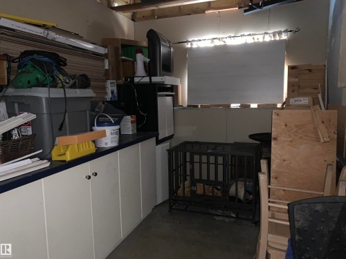 32 51551 Rge Road 212A, Rural Strathcona County, AB - Indoor