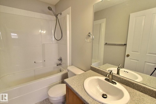 16127 132 Street, Edmonton, AB - Indoor Photo Showing Bathroom