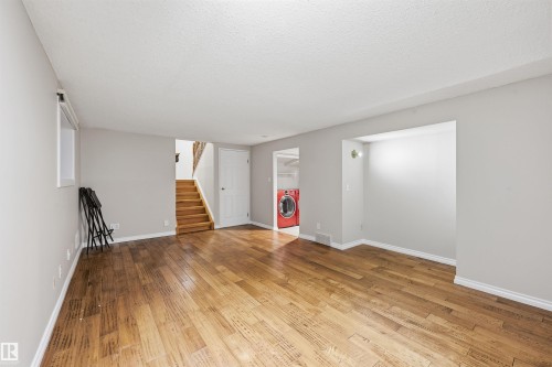 16803 93 Street, Edmonton, AB - Indoor Photo Showing Other Room
