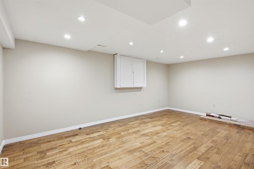 16803 93 Street, Edmonton, AB - Indoor