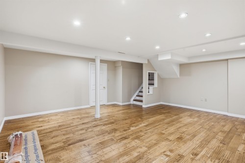 16803 93 Street, Edmonton, AB - Indoor