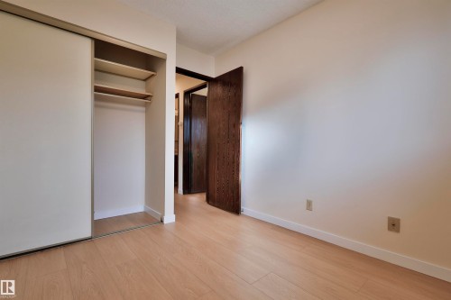 51 10453 20 Avenue, Edmonton, AB - Indoor Photo Showing Other Room