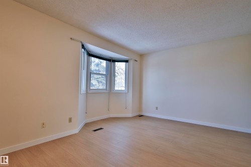 51 10453 20 Avenue, Edmonton, AB - Indoor Photo Showing Other Room