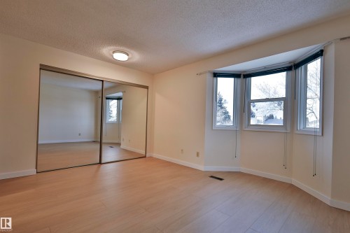 51 10453 20 Avenue, Edmonton, AB - Indoor Photo Showing Other Room