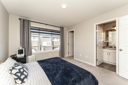 9612 Colak Link, Edmonton, AB - Indoor Photo Showing Bedroom