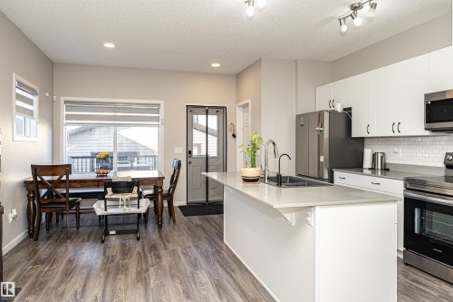 9612 Colak Link, Edmonton, AB - Indoor