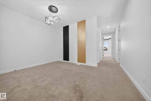 111 28 Street, Edmonton, AB - Indoor Photo Showing Other Room