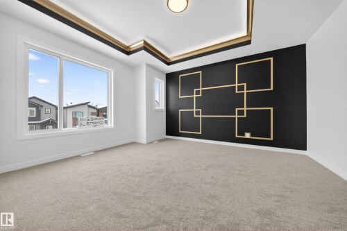 111 28 Street, Edmonton, AB - Indoor Photo Showing Other Room