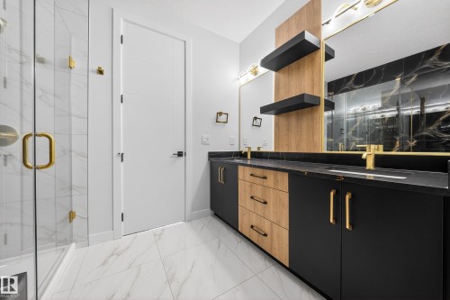 111 28 Street, Edmonton, AB - Indoor