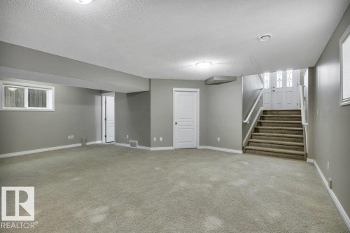 708 60 Street, Edmonton, AB - Indoor