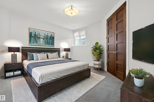 9415 144 Street, Edmonton, AB - Indoor Photo Showing Bedroom