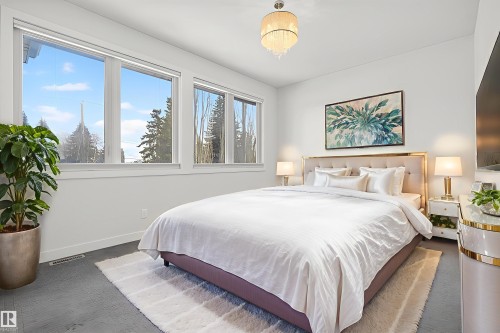 Bedroom featuring baseboards - 9415 144 Street, Edmonton, AB - Indoor Photo Showing Bedroom