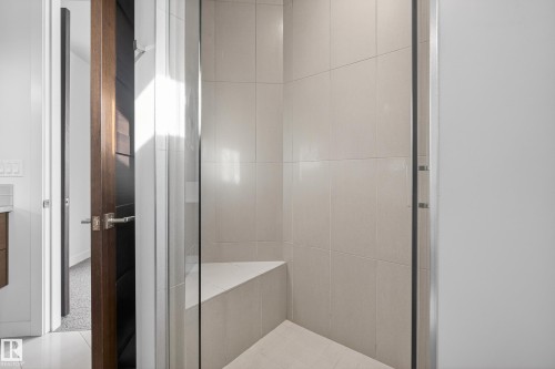 9415 144 Street, Edmonton, AB - Indoor Photo Showing Bathroom