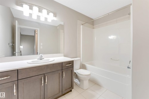 1217 29 Street, Edmonton, AB - Indoor Photo Showing Bathroom