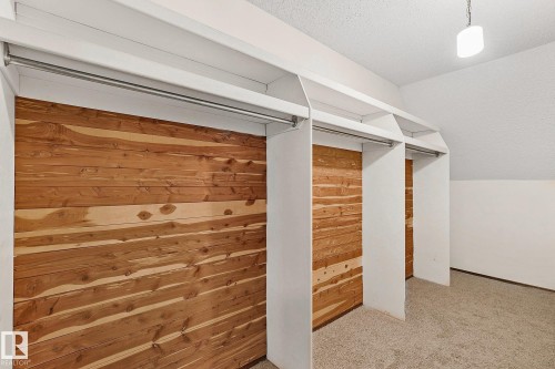 186 Willow Way, Edmonton, AB - Indoor Photo Showing Other Room