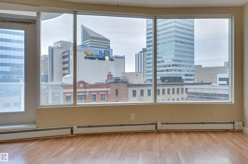 603 10136 104 Street, Edmonton, AB - Indoor Photo Showing Other Room