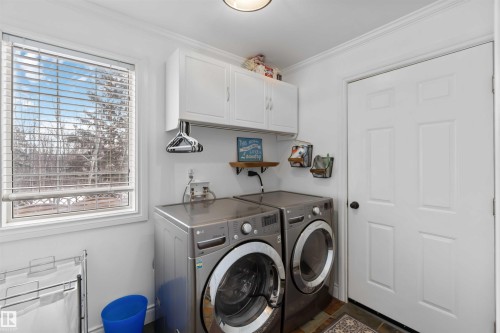 501 Lakeside Drive, Rural Parkland County, AB - Indoor Photo Showing Laundry Room