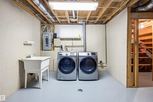 9616 154 Street, Edmonton, AB - Indoor Photo Showing Laundry Room