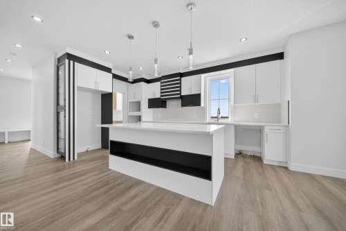 464 Crystal Creek Link, Leduc, AB - Indoor Photo Showing Kitchen