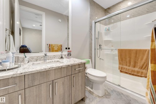 2029 89B Street, Edmonton, AB - Indoor Photo Showing Bathroom