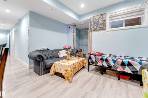 2029 89B Street, Edmonton, AB - Indoor Photo Showing Other Room