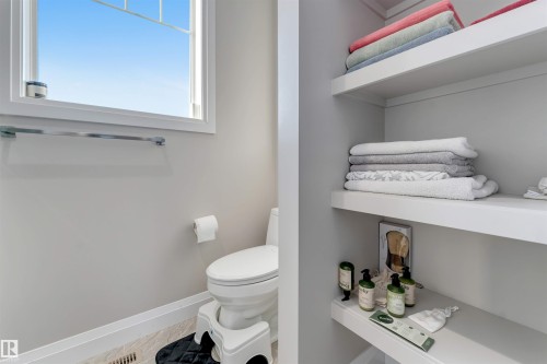 2029 89B Street, Edmonton, AB - Indoor Photo Showing Bathroom