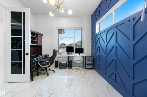 3904 Ginsburg Crescent, Edmonton, AB - Indoor Photo Showing Other Room