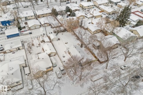 11912 37 Street, Edmonton, AB 