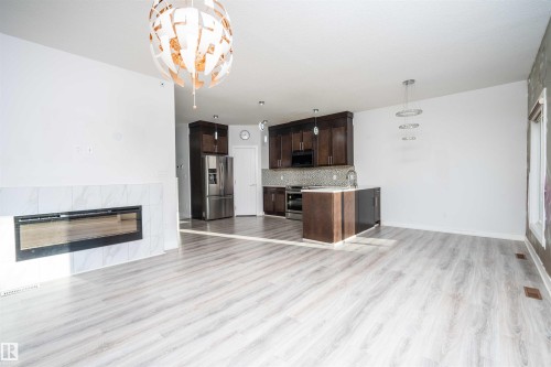 2021 15 Avenue, Edmonton, AB - Indoor With Fireplace
